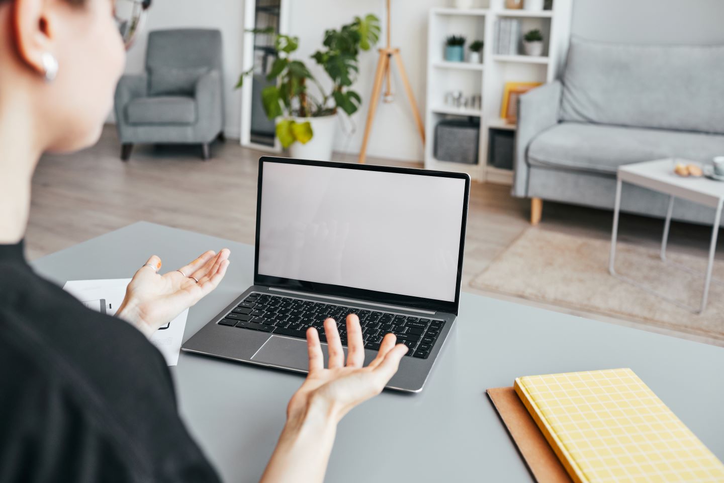 laptop with white screen